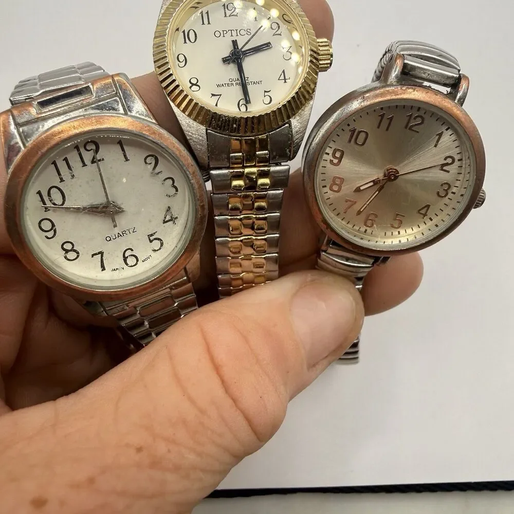 Mixed Lot Of 20 Vintage To Now Estate Watches Timex Seiko Ironman Womens Mens